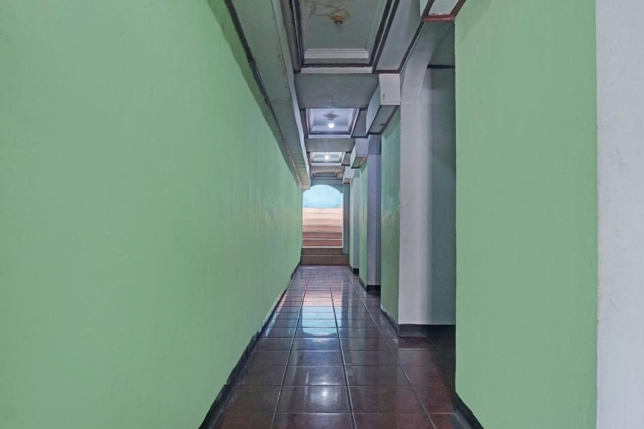 Oyo 92994 Wisma Kencana Indah