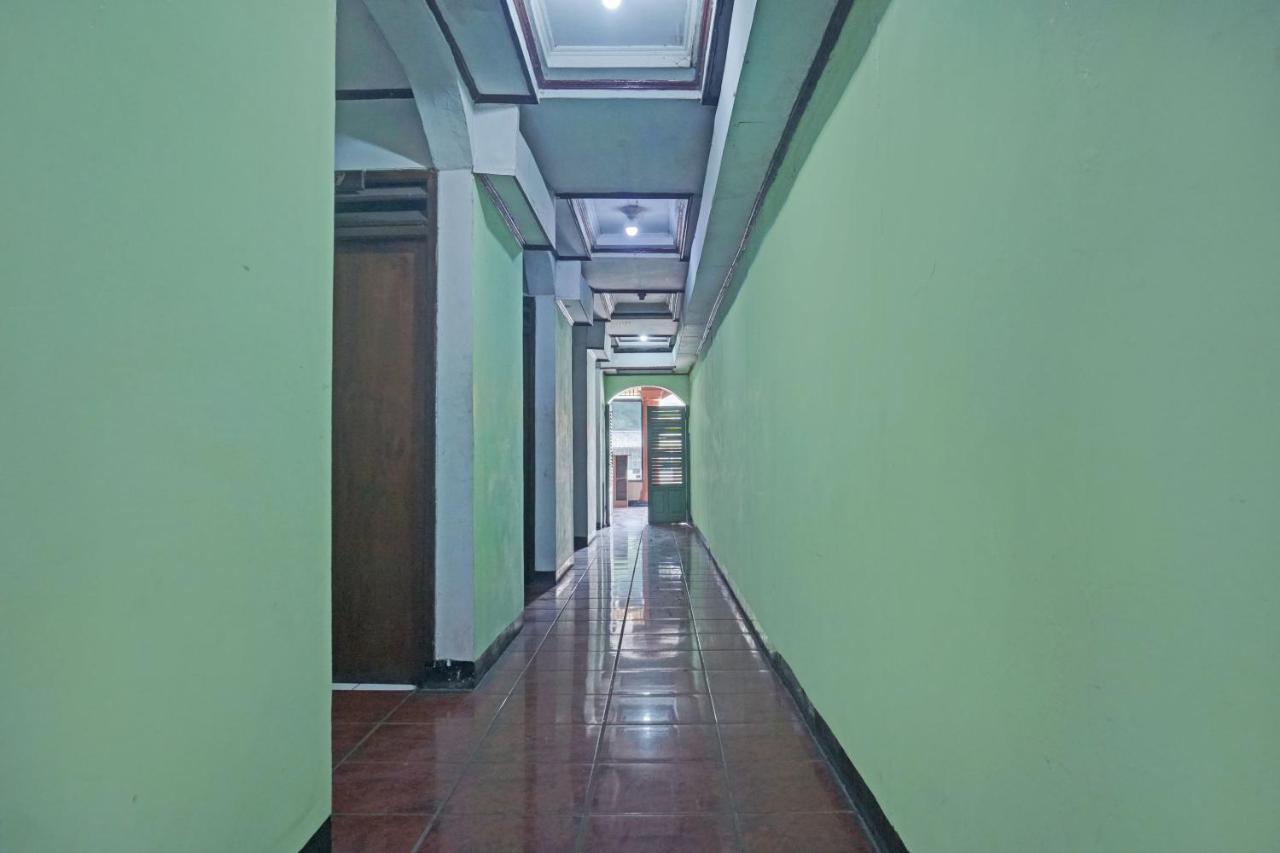 Oyo 92994 Wisma Kencana Indah Hotel